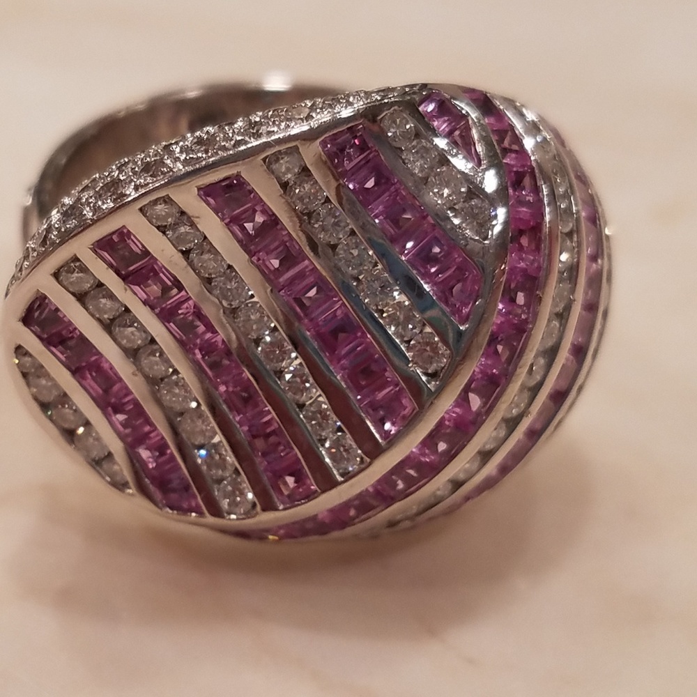 18K W/Gold Diamonds and Pink Sapphire Dome Ring